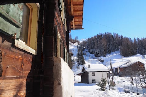 Successful Airbnb property: Davos Glaris vacation home at the foot of the Rinerhorn in Davos
