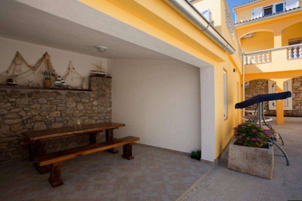 courtyard