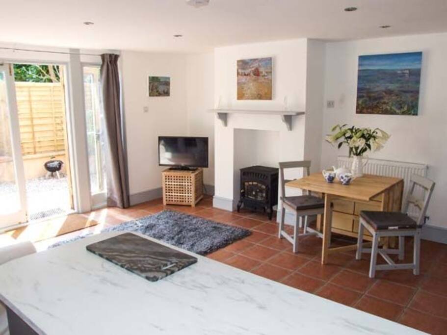lovely open plan kitchen/living room