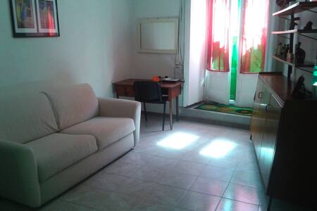 Grazioso bilocale centro storico  (only beds)