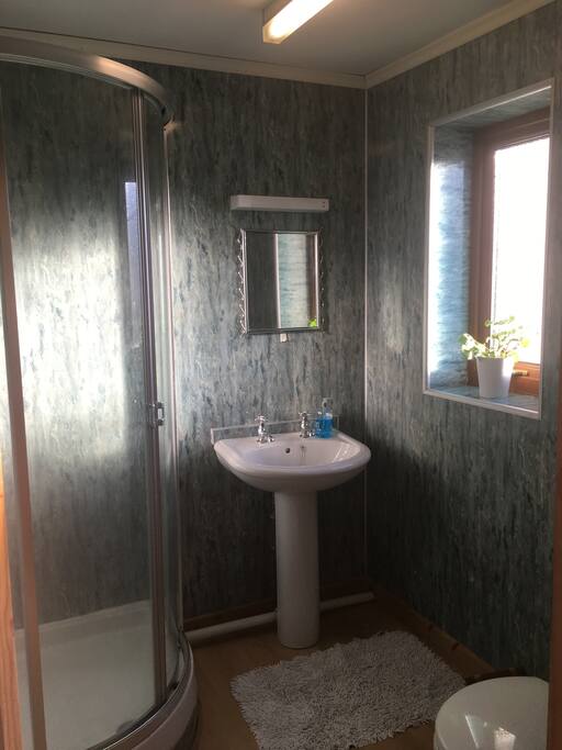 En suite Bathroom