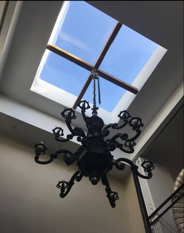 Waterloo Funky Freestanding Warehouse gallery image 4