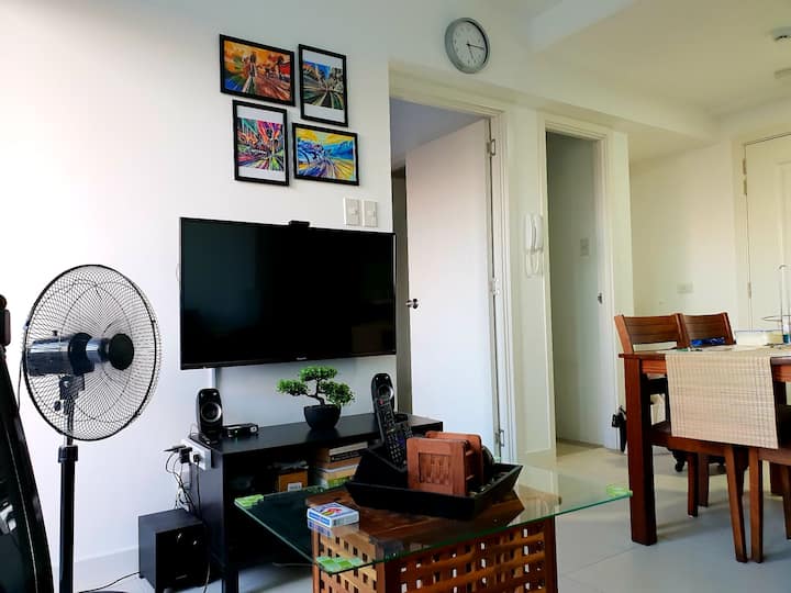 Cozy 1br With Fast Wifi And Netflix - Quezon City