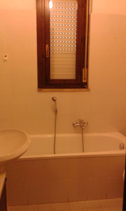 bagno con vasca
