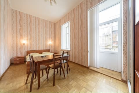 Cozy studio centrally located near Olympic stadium