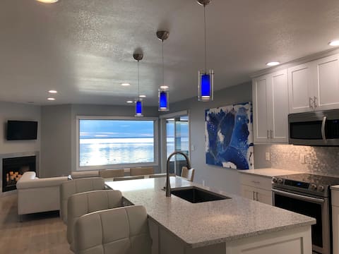 Waterfront Luxury Beach Home-Sunset View,Spa Baths