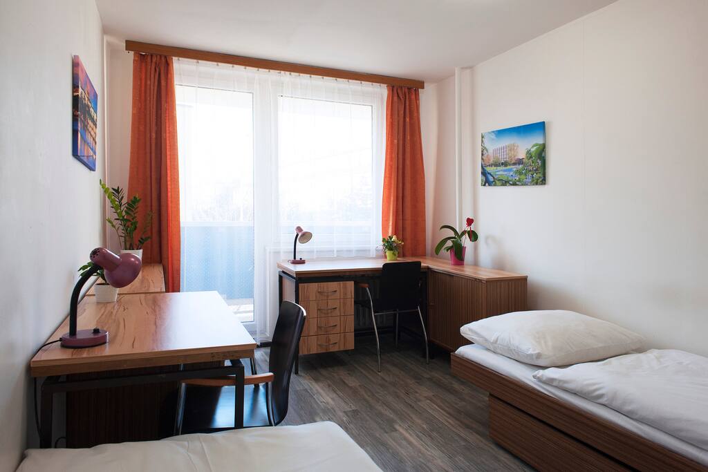 The same size of bedrooms