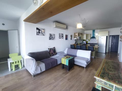 Lovely 3 bedroom apartment with a balcony