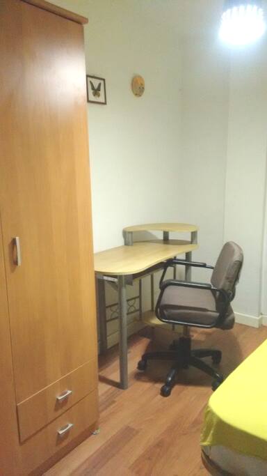un poco de la habitación