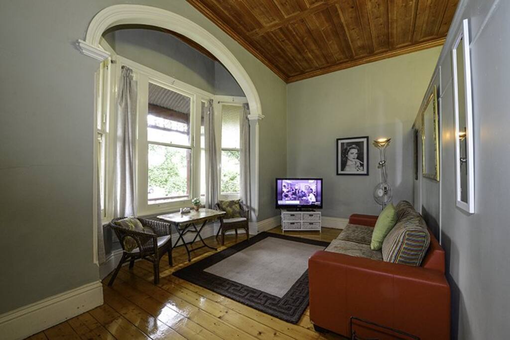 CCH Bay Window Sitting room