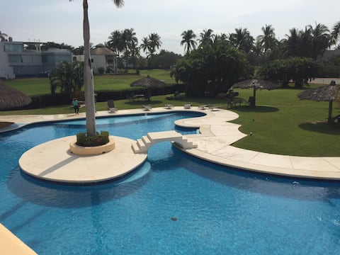 Beautiful and spacious apartment in Acapulco Diamante