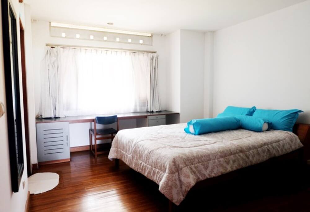 Bedroom 2, ensuite shower and toilet