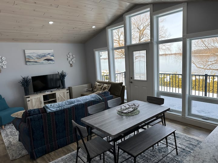 Hazen Riverfront Rental - Coles Creek State Park, Waddington