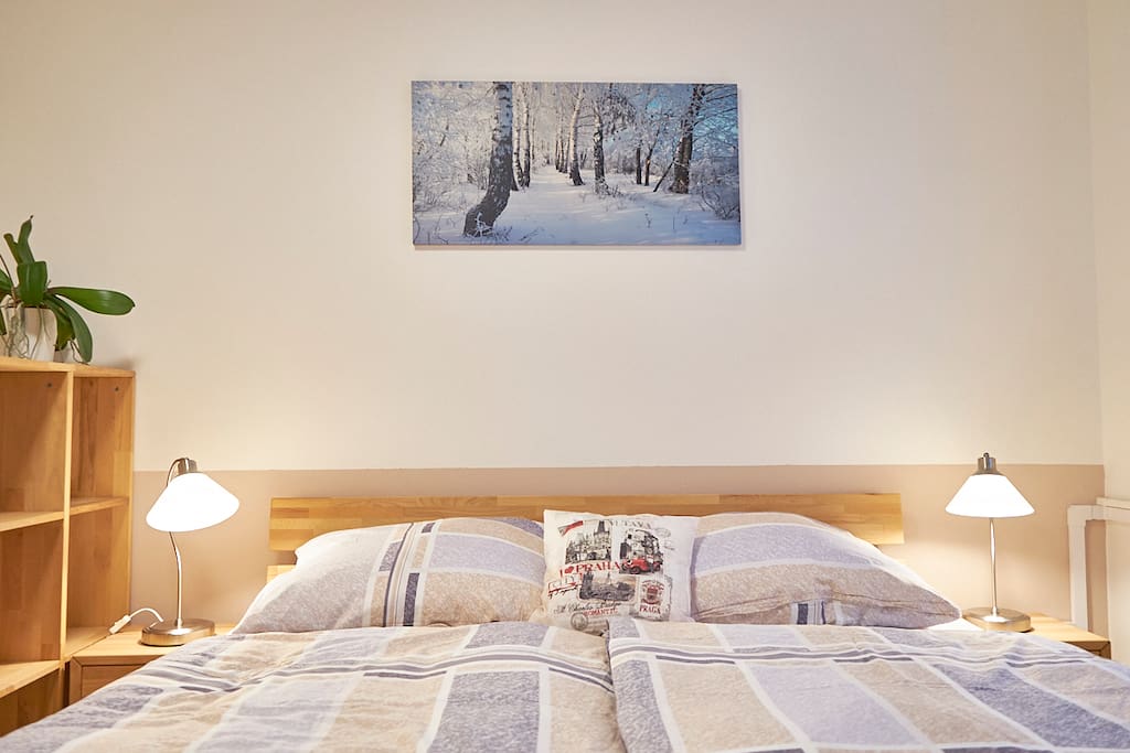 KING SIZE BED