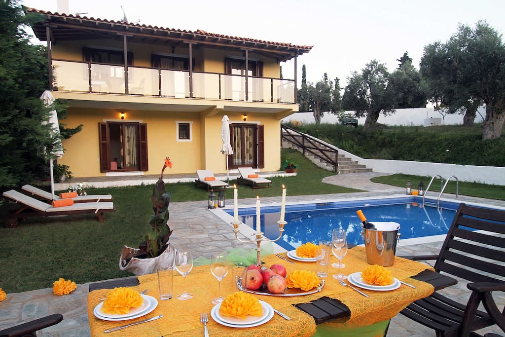 Villa №1 General view