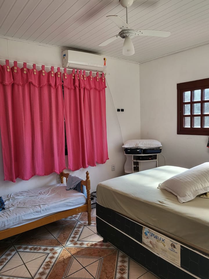 საძინებელი 4