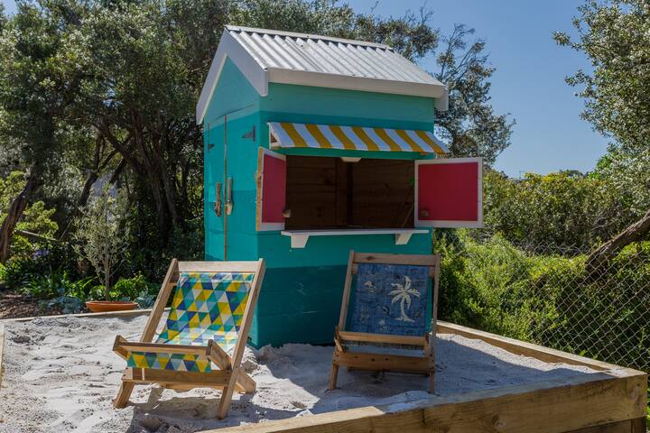 Heated Infinity Pool & Kids Retreat, Sorrento gallery image 2