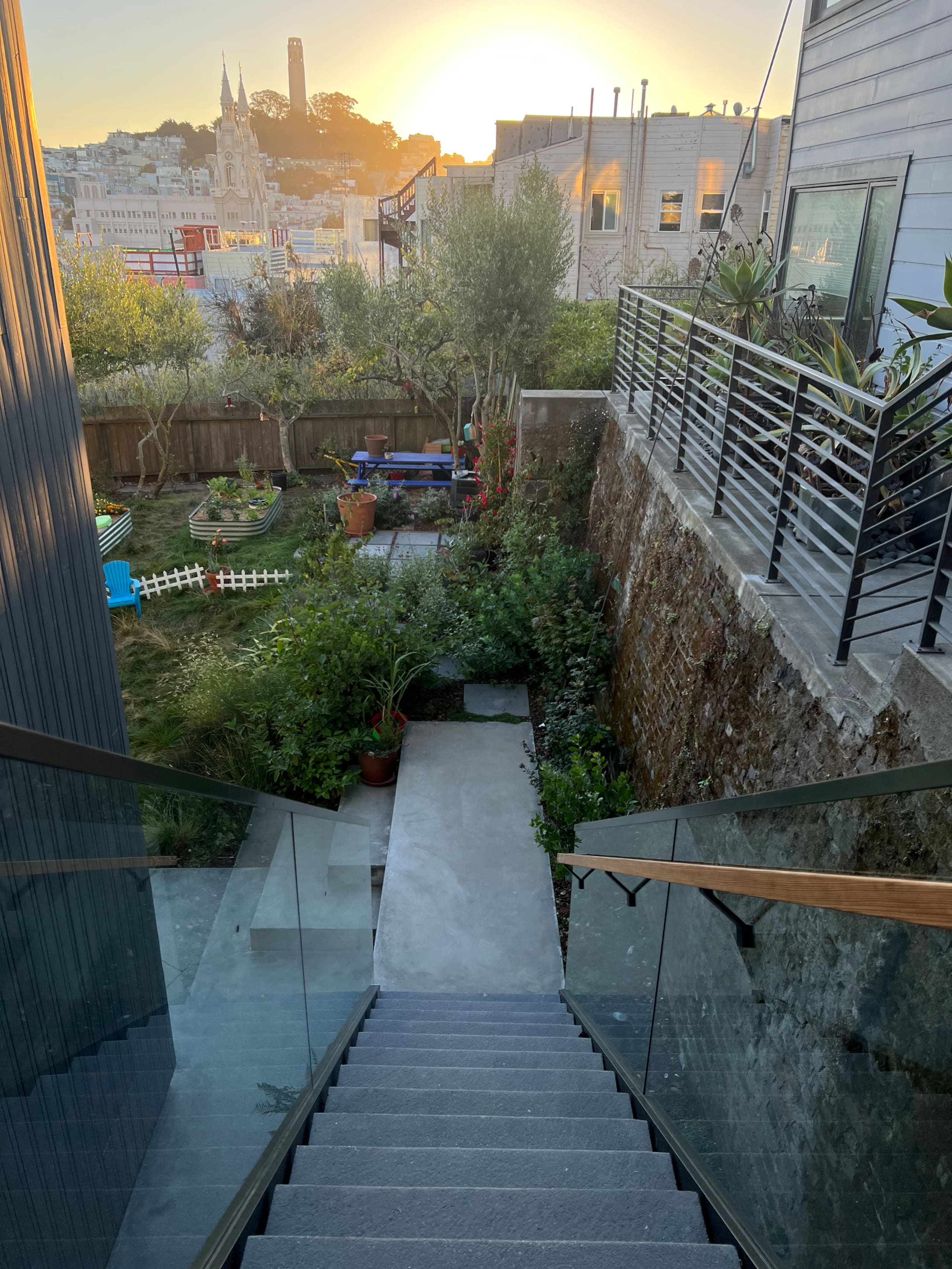 Home in San Francisco · ★5.0 · 3 bedrooms · 4 beds · 2.5 baths - Image 42