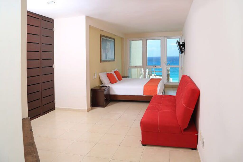 Master with futon. Ocean view.
