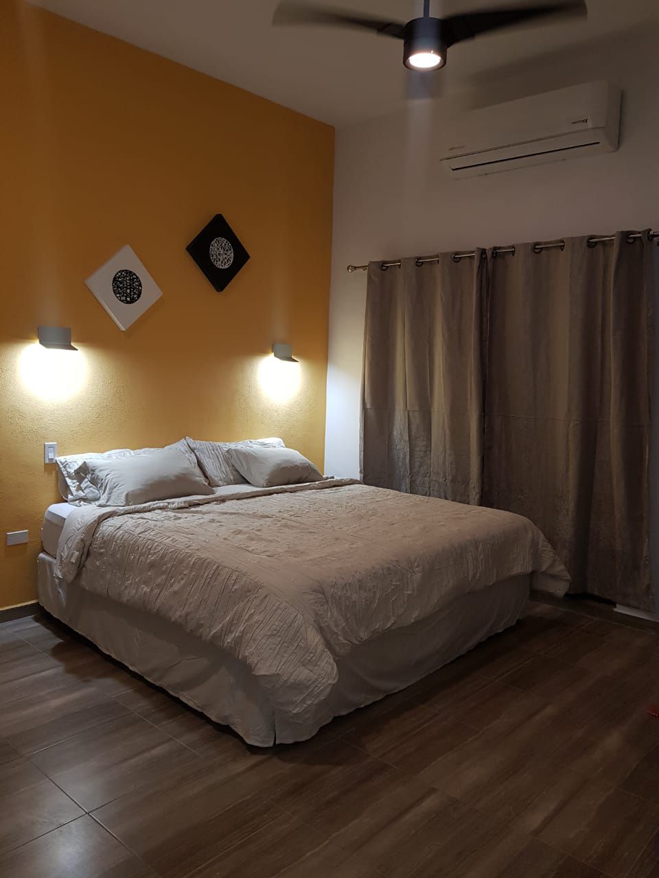 Vhodné pro manželskou postel velikosti King Lofty k pronájmu v La Paz