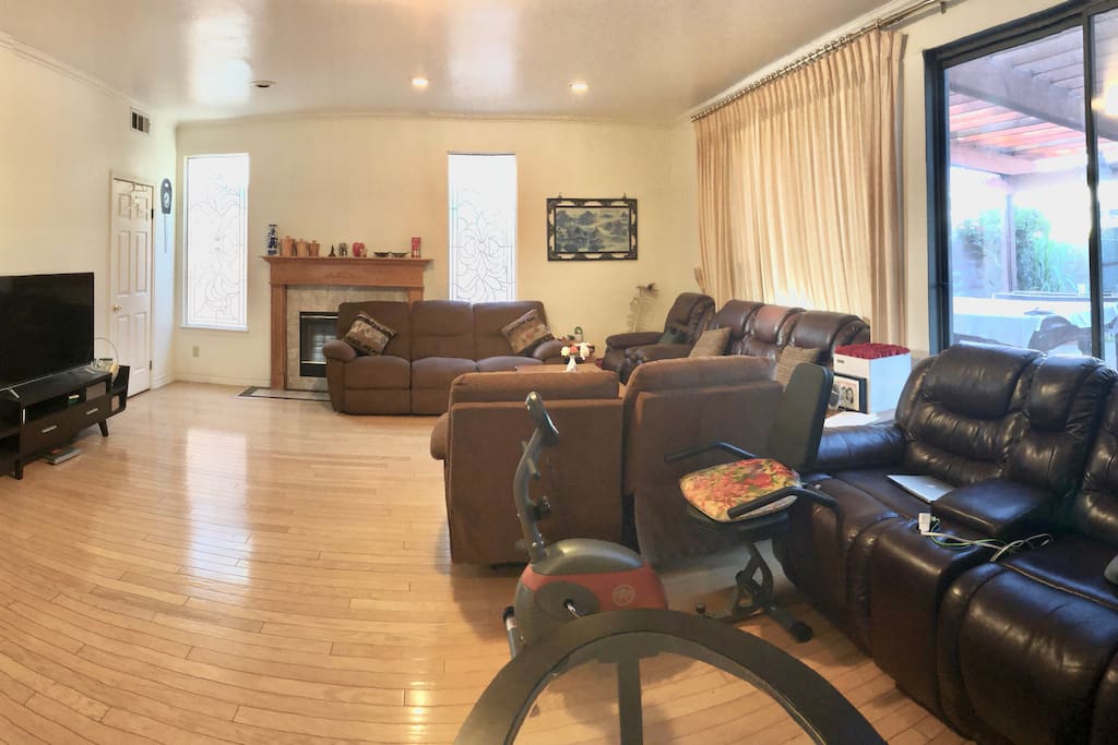 Family Room 家庭客厅