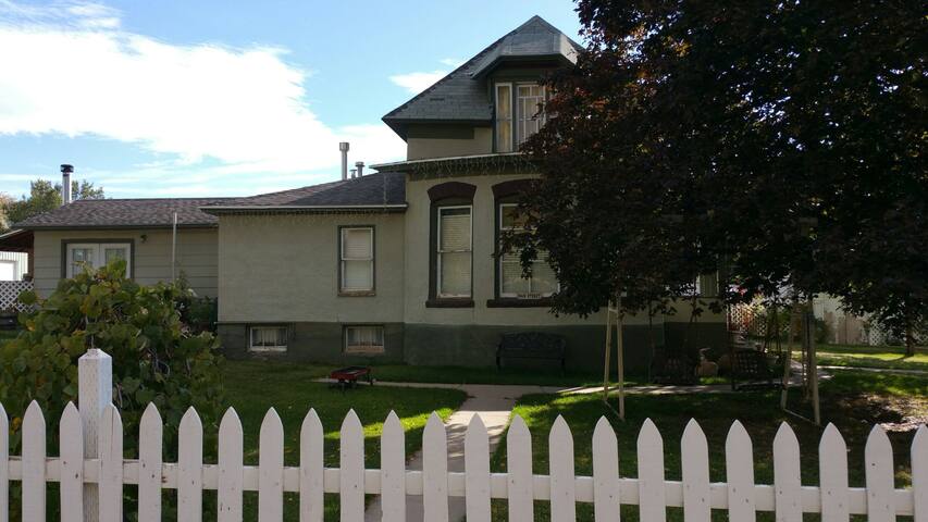 Airbnb Blanding Vacation Rentals Places To Stay Utah