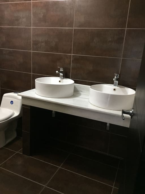 Baños espaciosos