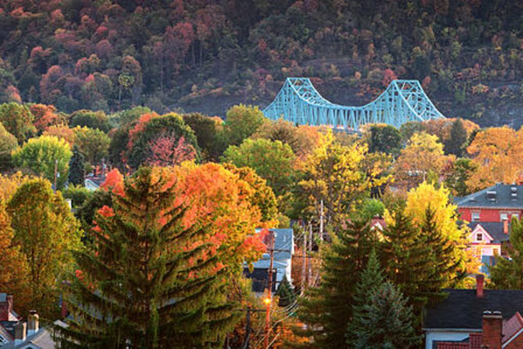 Sewickley, PA