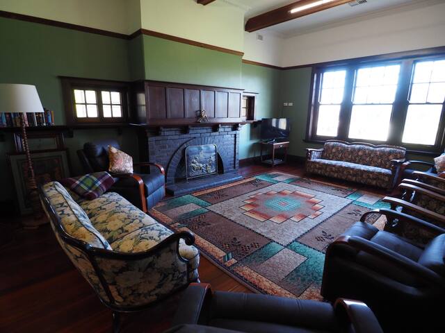 Exclusive Barossa country lodge/retreat gallery image 4