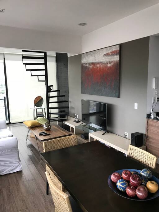 Sala y cuarto de TV