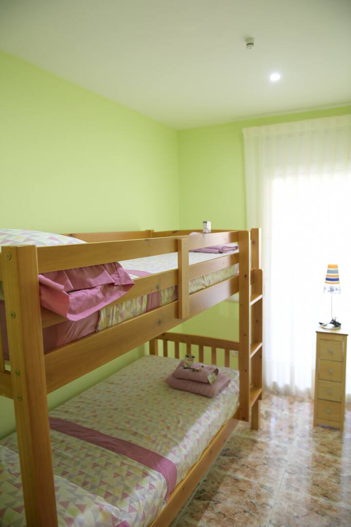 Dhomë gjumi 2