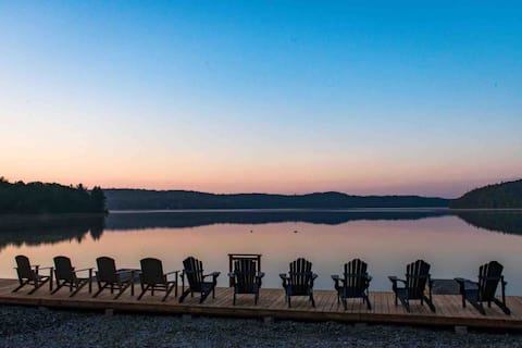 Luxury Lakefront Escape • Dock & Sunset Views