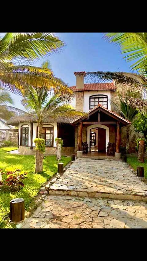 Villa Madeiro -  in the heart of Puerto Cayo