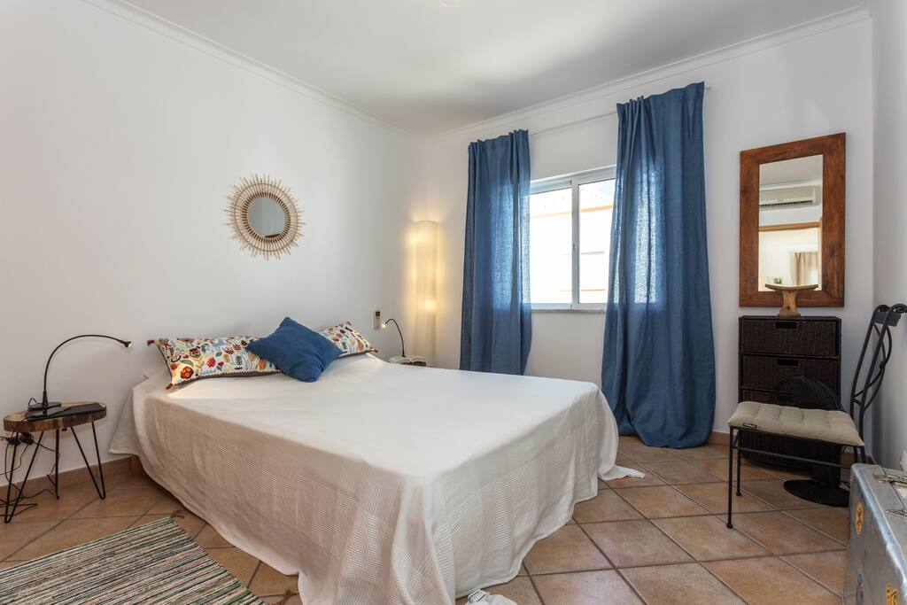 double deb, air co, fan, shutters, mosquito net, big wardrobe