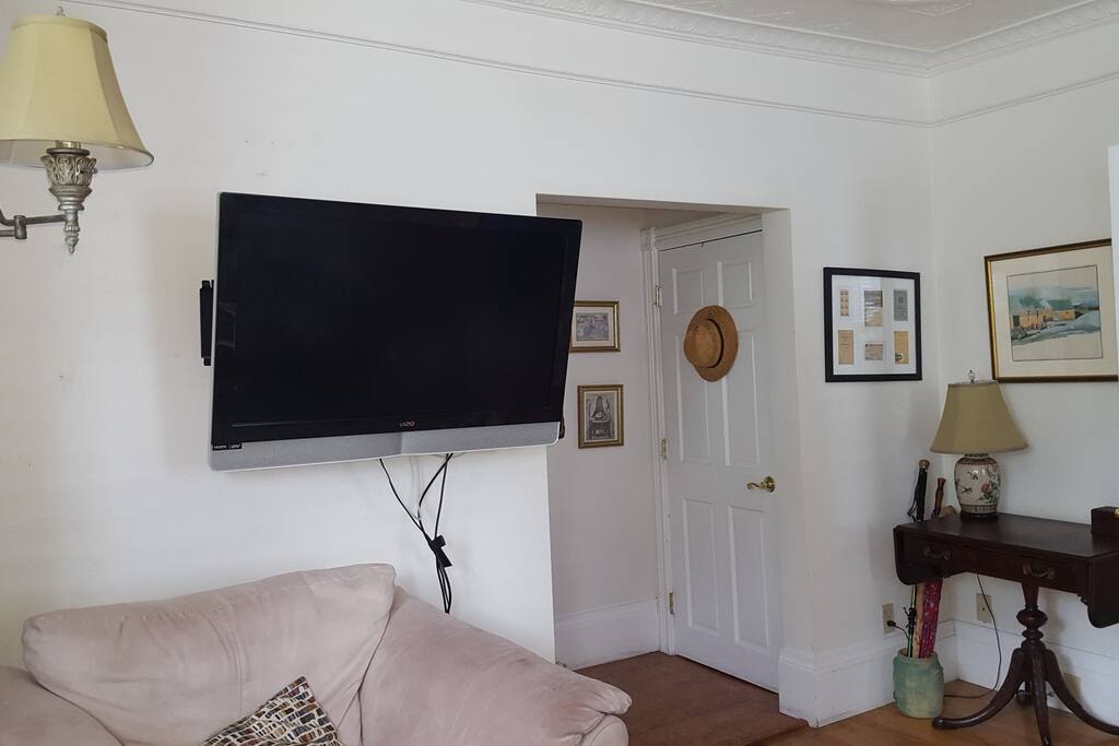 Cable TV, Roku