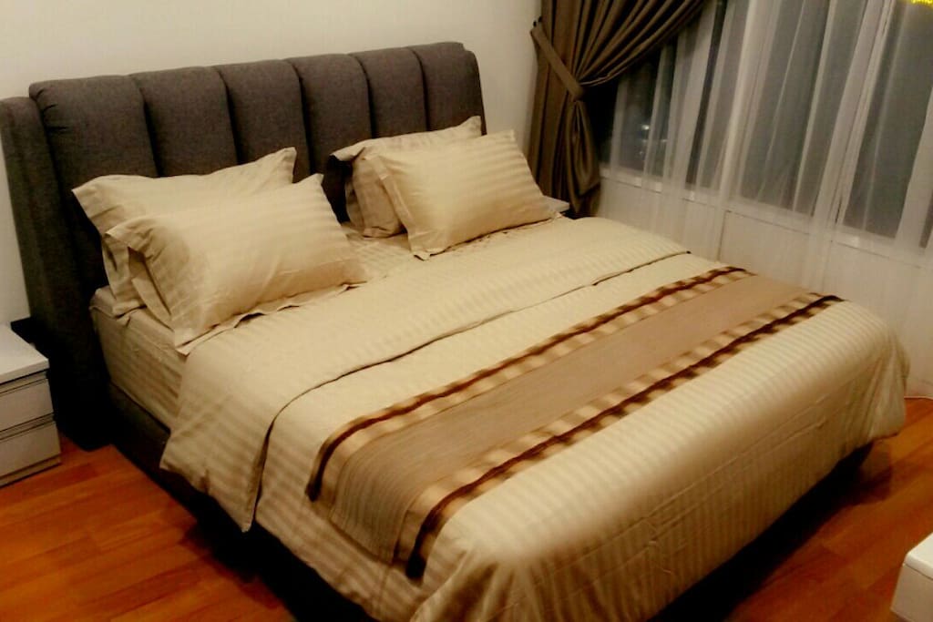 Master Bedroom With King Size Bed