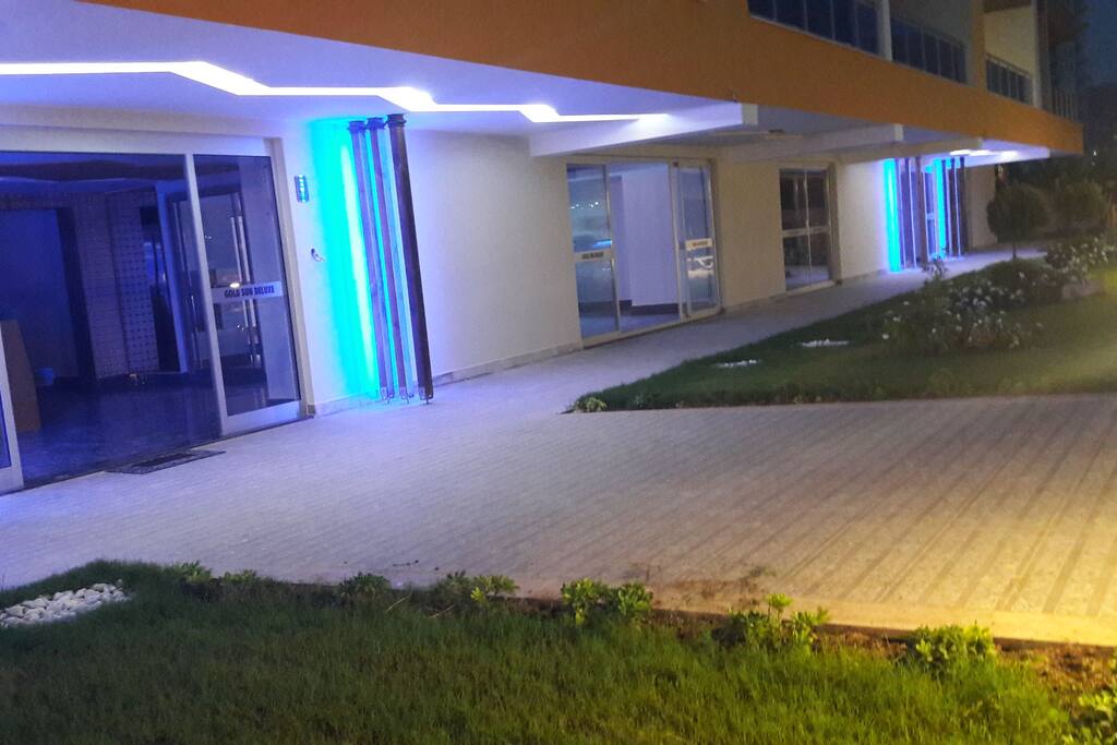 Вход в апартаменты
