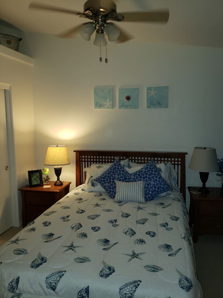 Segundo dormitorio, cama tamaño queen