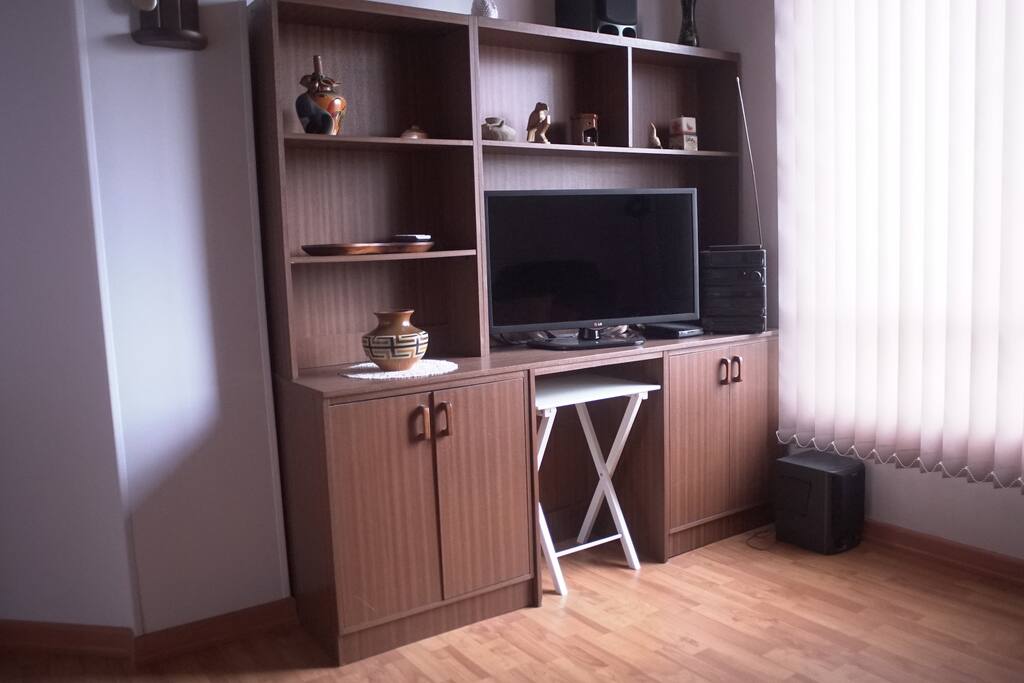 Televisión y equipo de sonido