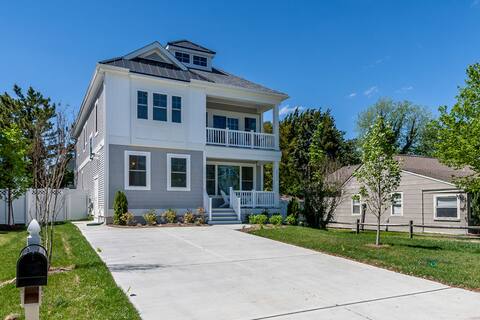 Rehoboth Beach Home*linens included