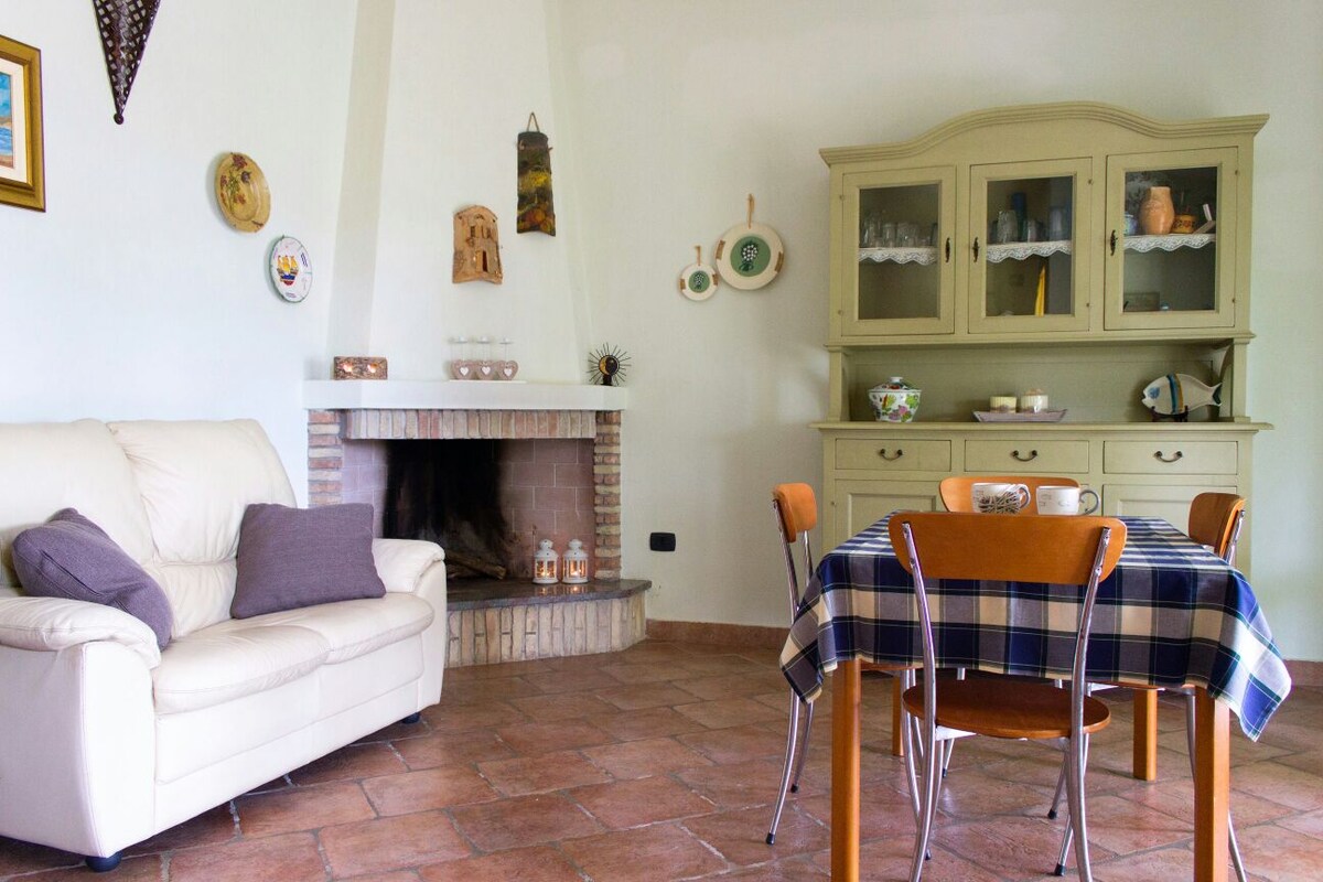 Top Airbnb: [Villasimius]Villa with garden and BBQ Wi-FI free in Villasimius