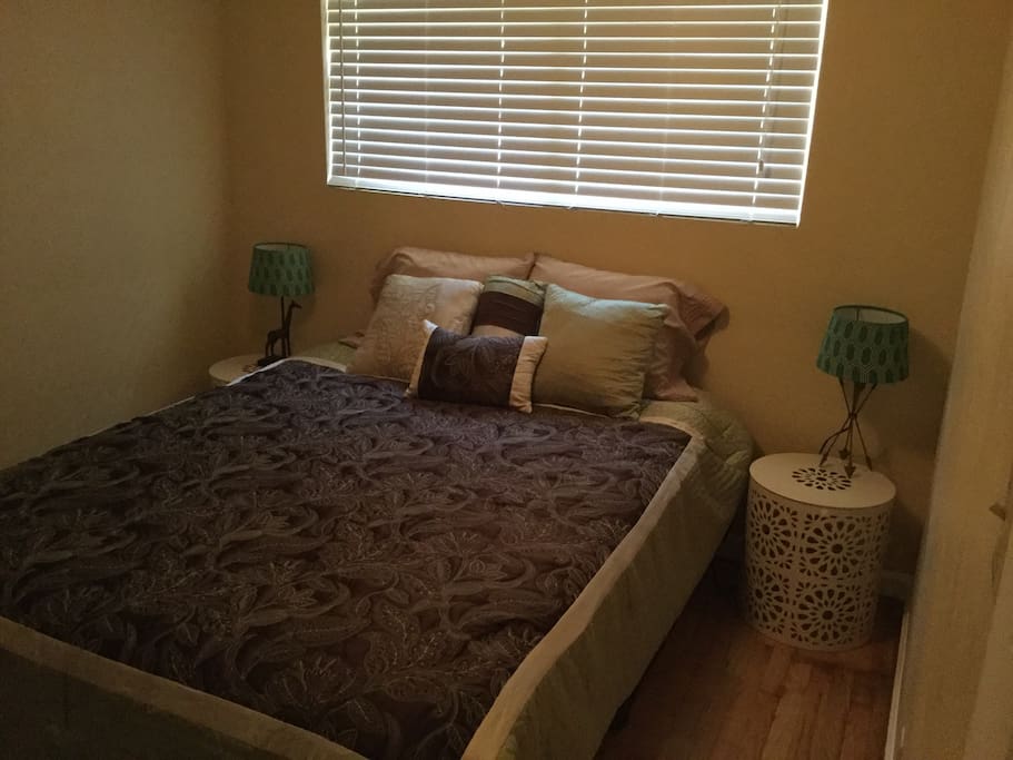 Queen bedroom