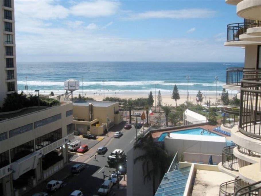 Imagine waking up to this incredible view of the famous Surfers Paradise Beach!