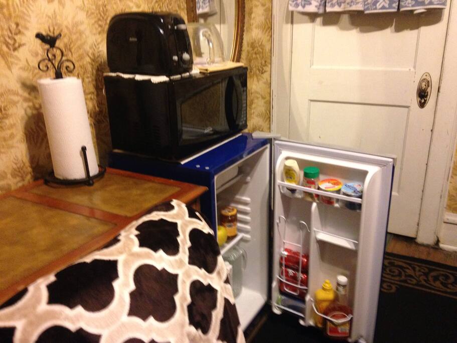 Desk Microwave