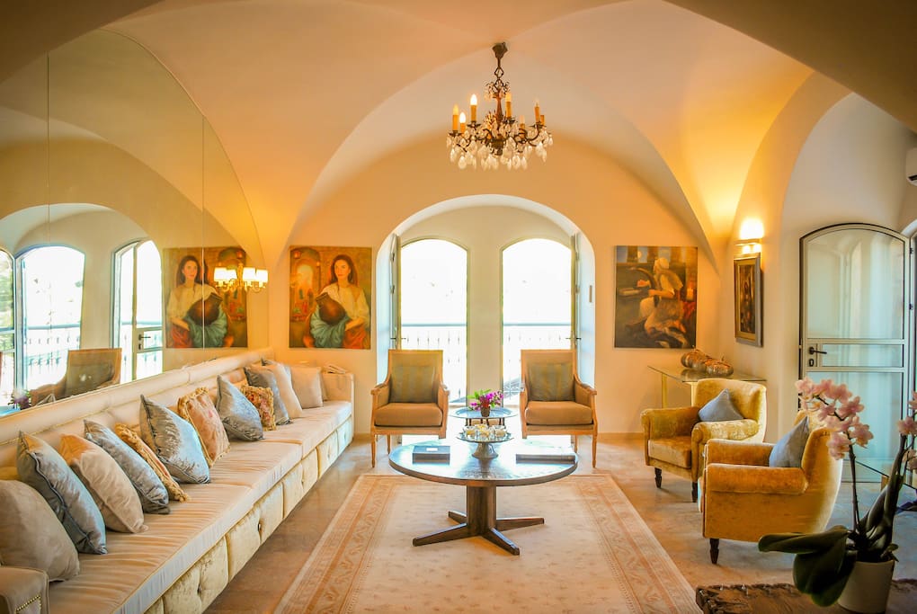 Double-Aspect Vaulted Living Room
