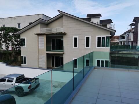 Emerald Villa Homestay