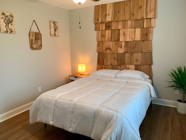 Airbnb Tunnel Hill Vacation Rentals Places To Stay