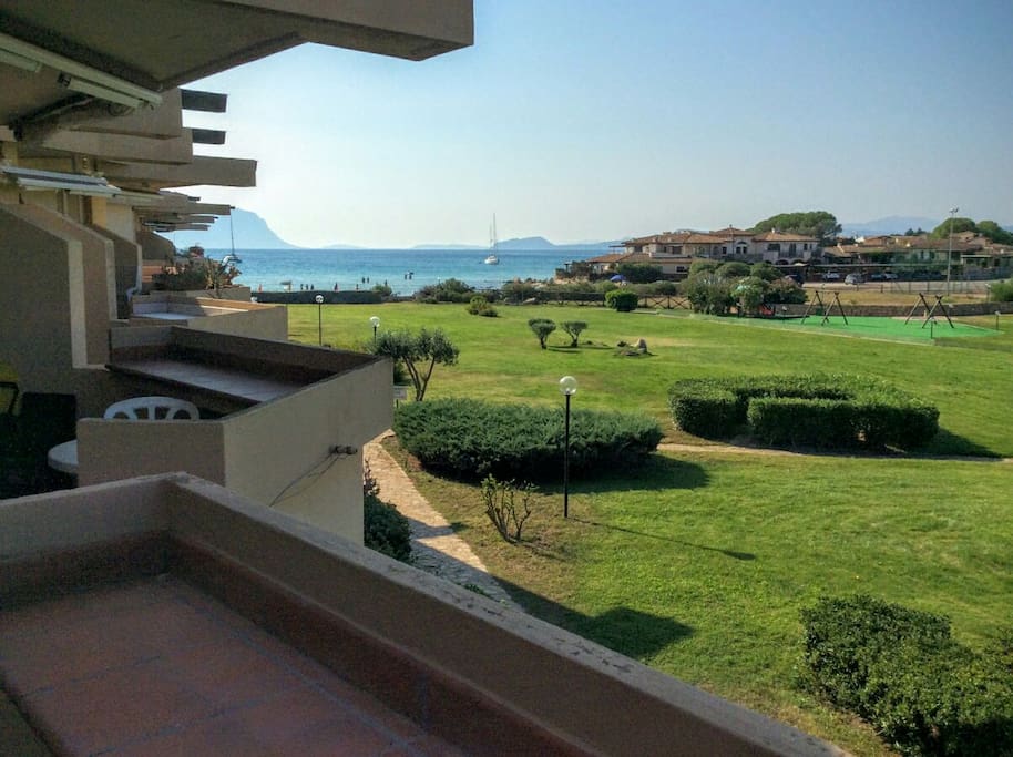 double terrace with seaview, residence right on the beach, park in the middle