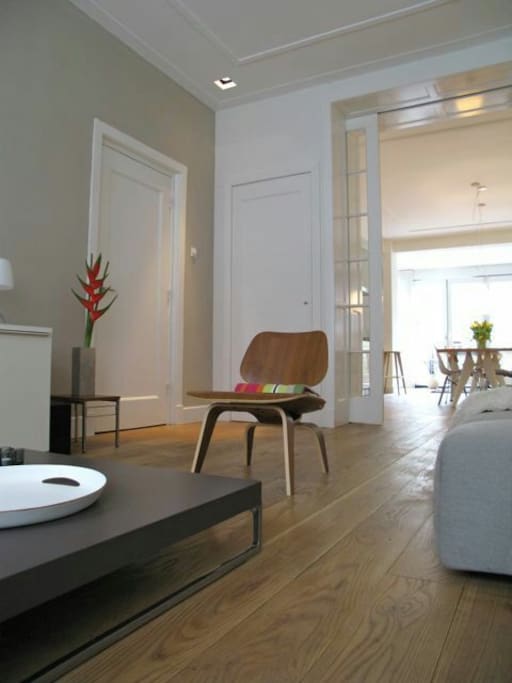 Our light filled living room is filled with bautiful eames furniture from the 50's.