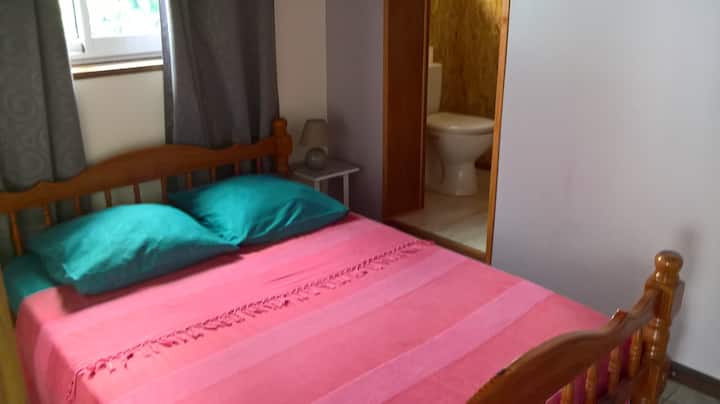 Habitación con inodoro privado